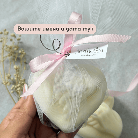 Свободностояща свещ в тюл