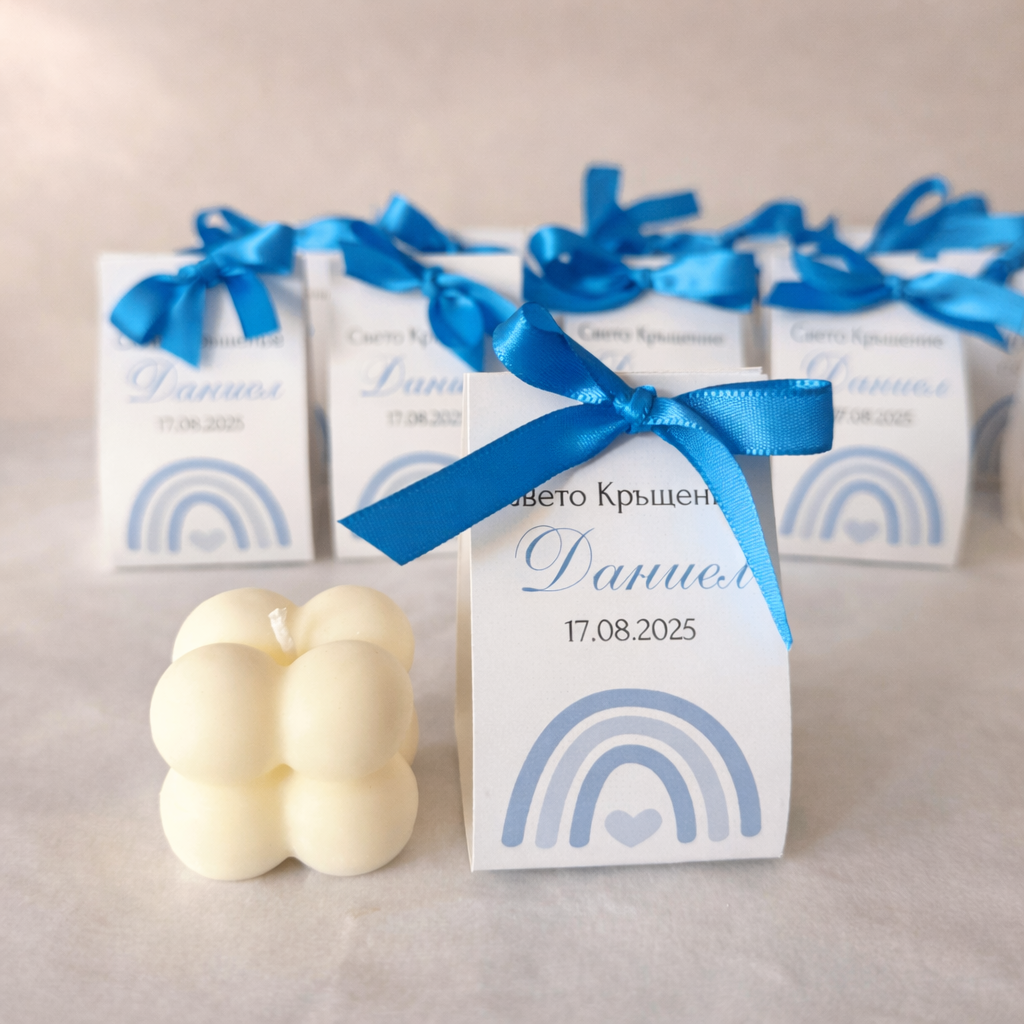 Свещи в картонена опаковка