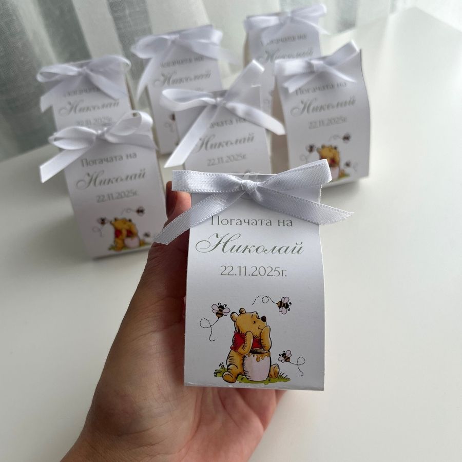 Свещи в картонена опаковка